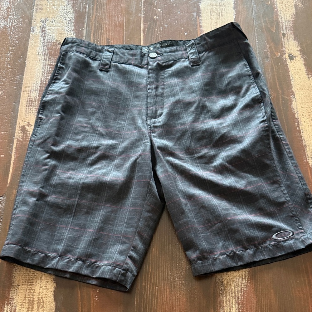 Stylish Black Plaid Men's Shorts